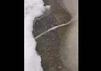 Gaz wydobywa się ze starego odwiertu - zdjęcie główne