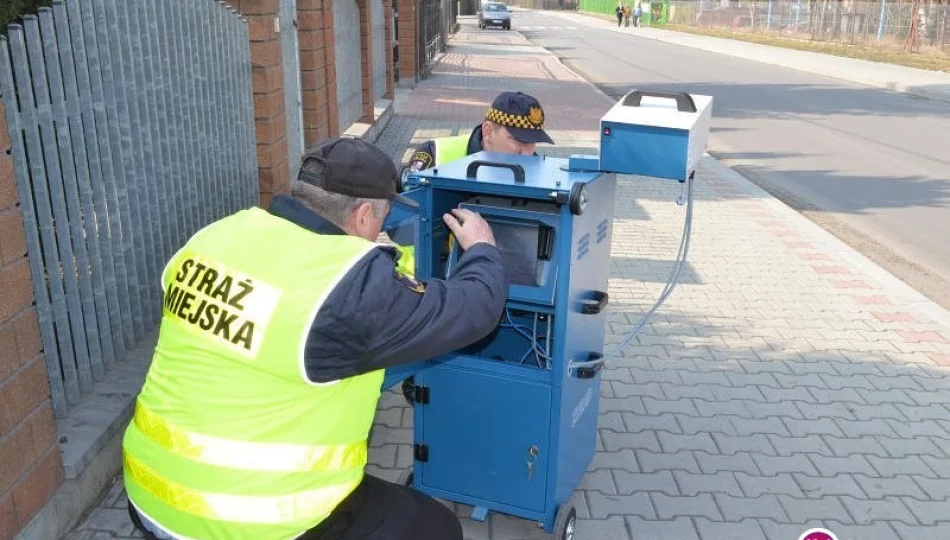 Strażnicy pożegnali się z fotoradarem. Zarabiał do 100 tys. zł rocznie - zdjęcie 1