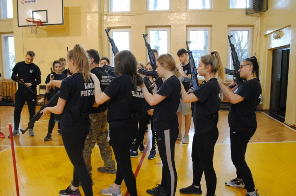 Obóz szkoleniowy klasy policyjnej - zdjęcie 8