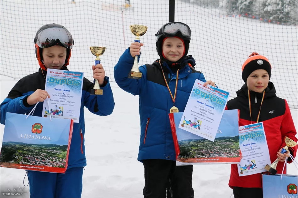 XV SLALOM GIGANT O PUCHAR BURMISTRZA MIASTA LIMANOWA - zdjęcie 13