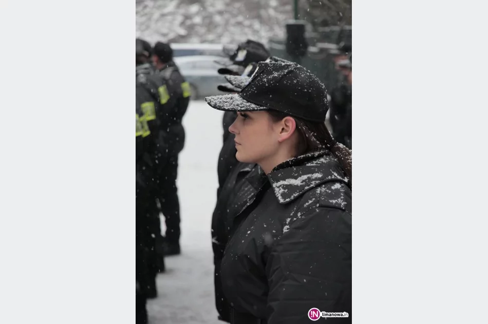 Nowi policjanci rozpoczną służbę również w limanowskiej komendzie - zdjęcie 4