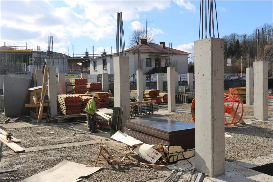 BUDOWA WIELOPOZIOMOWEGO PARKINGU - zdjęcie 18