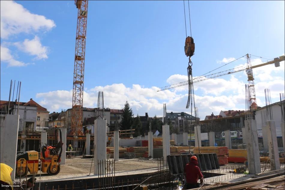 BUDOWA WIELOPOZIOMOWEGO PARKINGU - zdjęcie 20