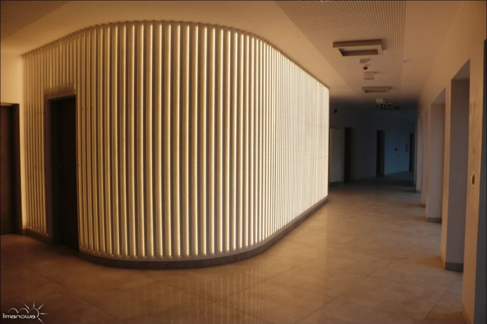 Zobacz wnętrza w odnowionej siedzibie LDK i biblioteki - zdjęcie 12