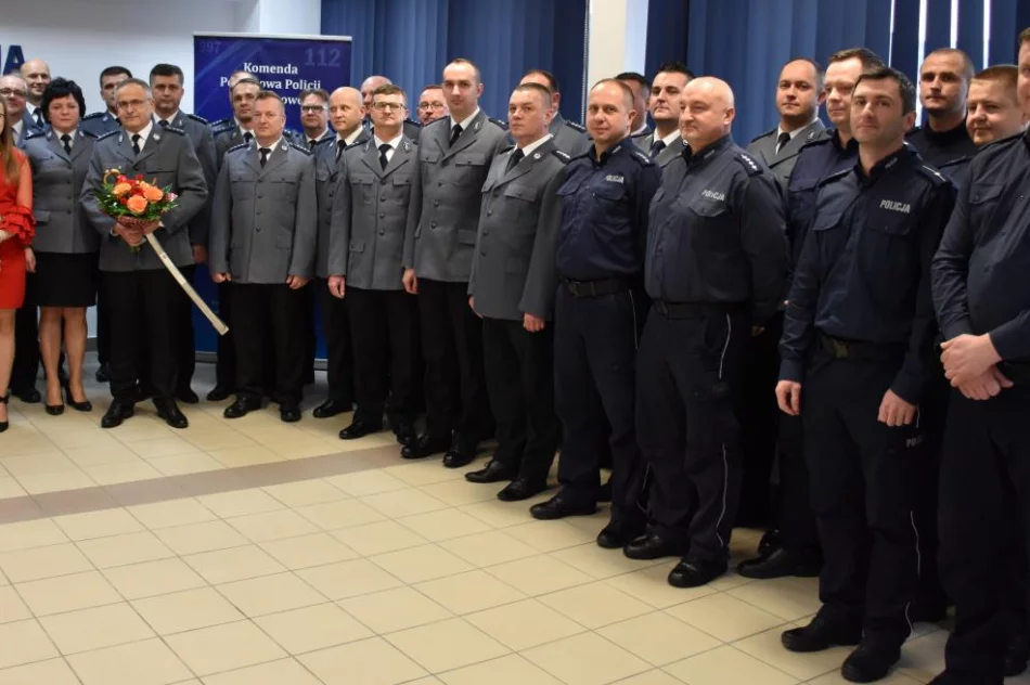 Zastępca naczelnika pożegnał się z mundurem - zdjęcie 4