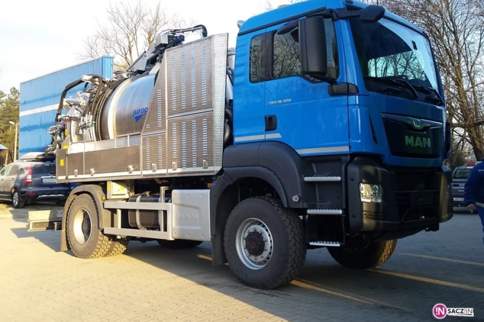 Sądeckie Wodociągi mają dwa samochody za 2 miliony 788 tys. złotych - zdjęcie 3