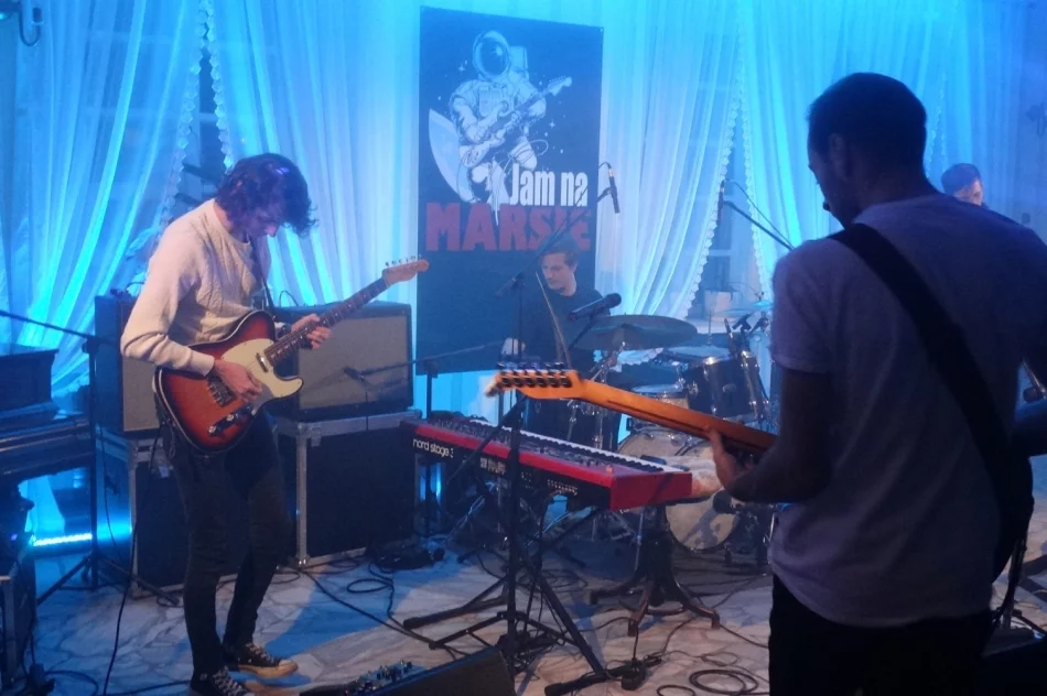 Pomimo zmiany nazwy na Zachodzie bez zmian - zdjęcie 6