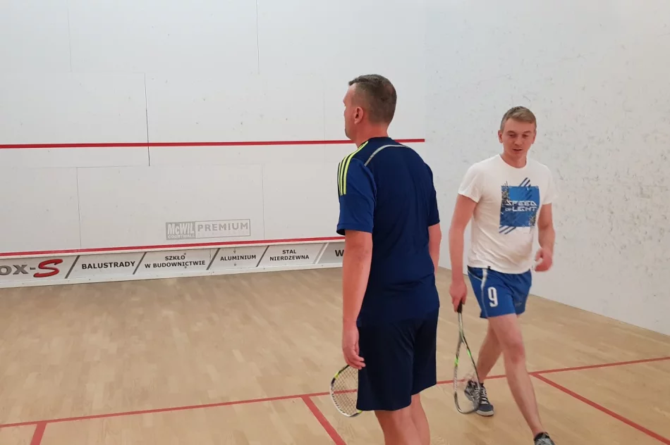 V turniej squasha: Florek wygrywa, ale Śmiech liderem - zdjęcie 8