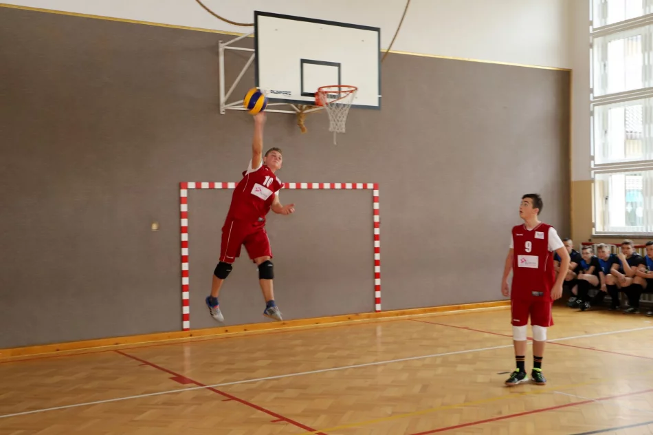 Znani mistrzowie gminy w Piłce Siatkowej Chłopców - Kat. Igrzyska Młodzieży Szkolnej - zdjęcie 16