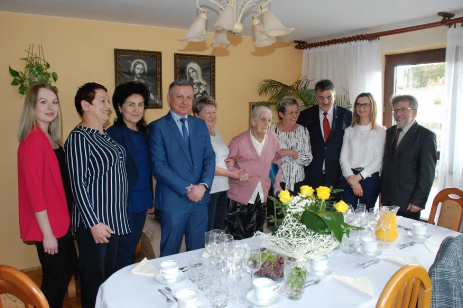 Józefa Rusnak obchodziła setne urodziny - zdjęcie 6