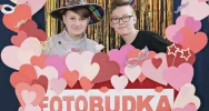 Karnawałowa fotobudka dla Marysi na balu karnawałowym w Pasierbcu  - zdjęcie 3