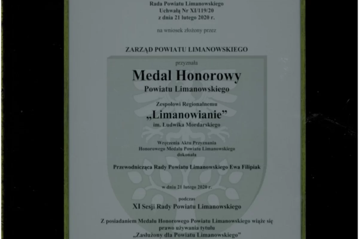 Medal Honorowy Powiatu Limanowskiego dla zespołu "Limanowianie"