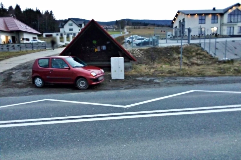 Przystanek "pod napięciem"  - zdjęcie 2