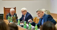 Rodzice na komisji oświaty: "Przeliczamy nasze dzieci na 600 tys. zł?!" - zdjęcie 3
