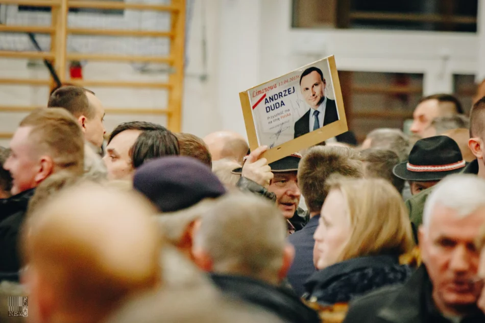 Prezydent Andrzej Duda w Limanowej (wybory 2020) - zdjęcie 2