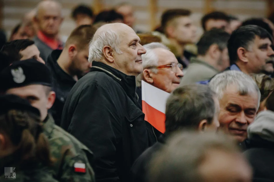 Prezydent Andrzej Duda w Limanowej (wybory 2020) - zdjęcie 11