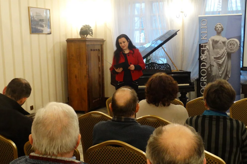 „W Ogrodach Klio” – Dobra i jej mieszkańcy w dobie wczesnego kapitalizmu - zdjęcie 7