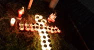 Spontanicznie uczcili pamięć obok dawnej katowni - zdjęcie 4