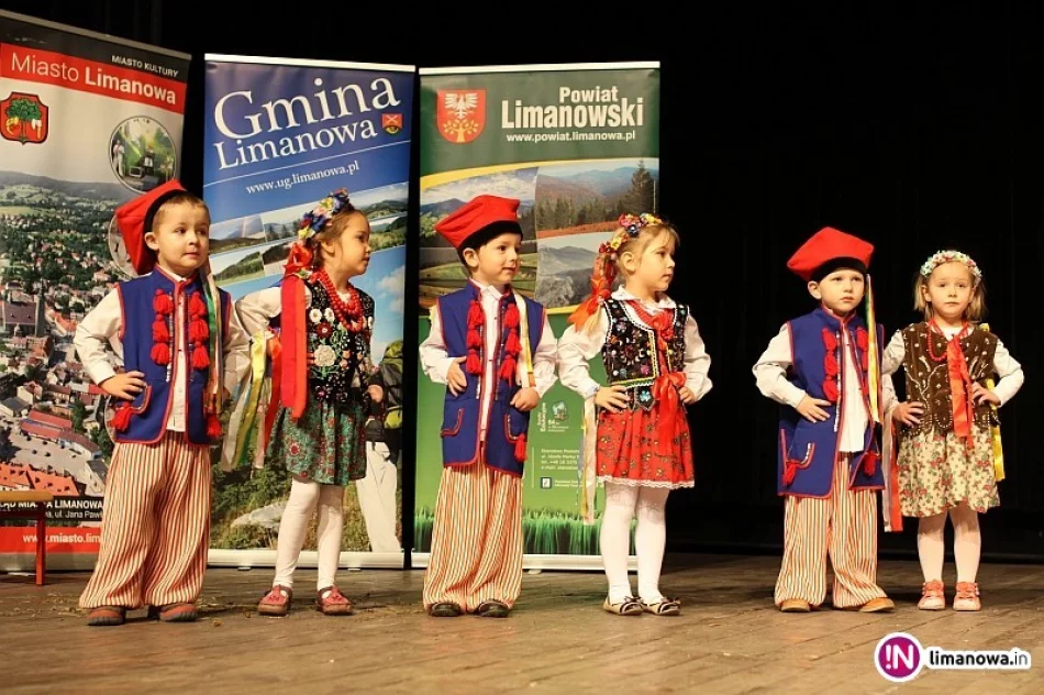 III Międzyprzedszkolny Konkurs Kolęd i Pastorałek - zdjęcie 2