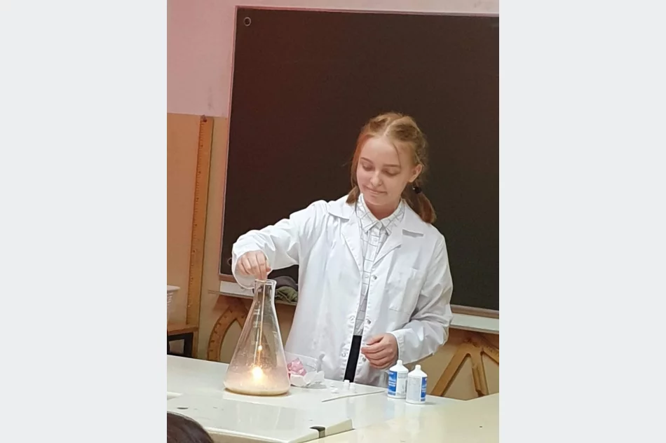 XIII Międzyszkolne Spotkanie  Młodych Fizyków i Chemików - zdjęcie 4