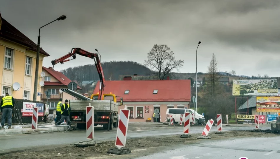 Będzie dłuższa przerwa w budowie ronda - zdjęcie 1