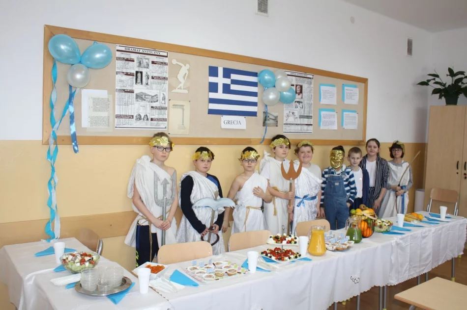 Projekt europejski w  Szkole Podstawowej nr 1 w Męcinie  - zdjęcie 2