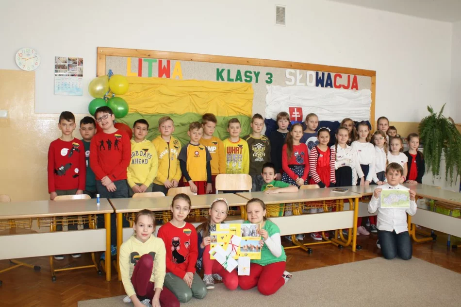 Projekt europejski w  Szkole Podstawowej nr 1 w Męcinie  - zdjęcie 7