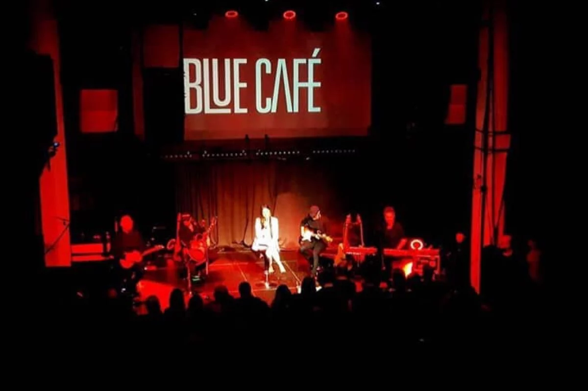 Blue Café zagra kameralnie z okazji Dnia Kobiet