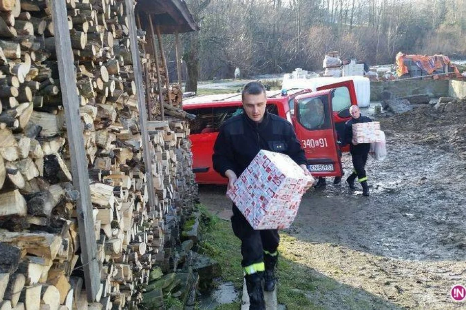 Sądeccy strażacy dla Szlachetnej Paczki - zdjęcie 3