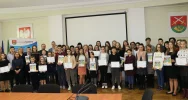 Nagrodzono zwycięskie szkoły w Konkursie zbiórki makulatury - zdjęcie 2