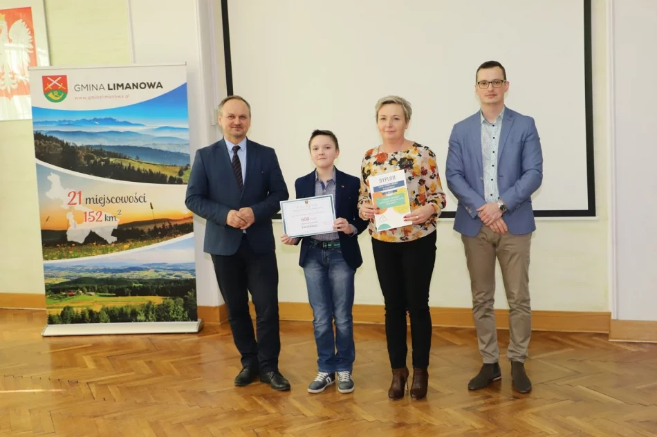 Nagrodzono zwycięskie szkoły w Konkursie zbiórki makulatury - zdjęcie 10