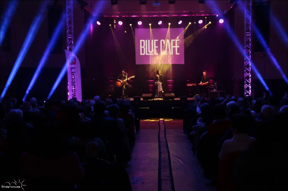 BLUE CAFE DLA WSZYSTKICH KOBIET - zdjęcie 10