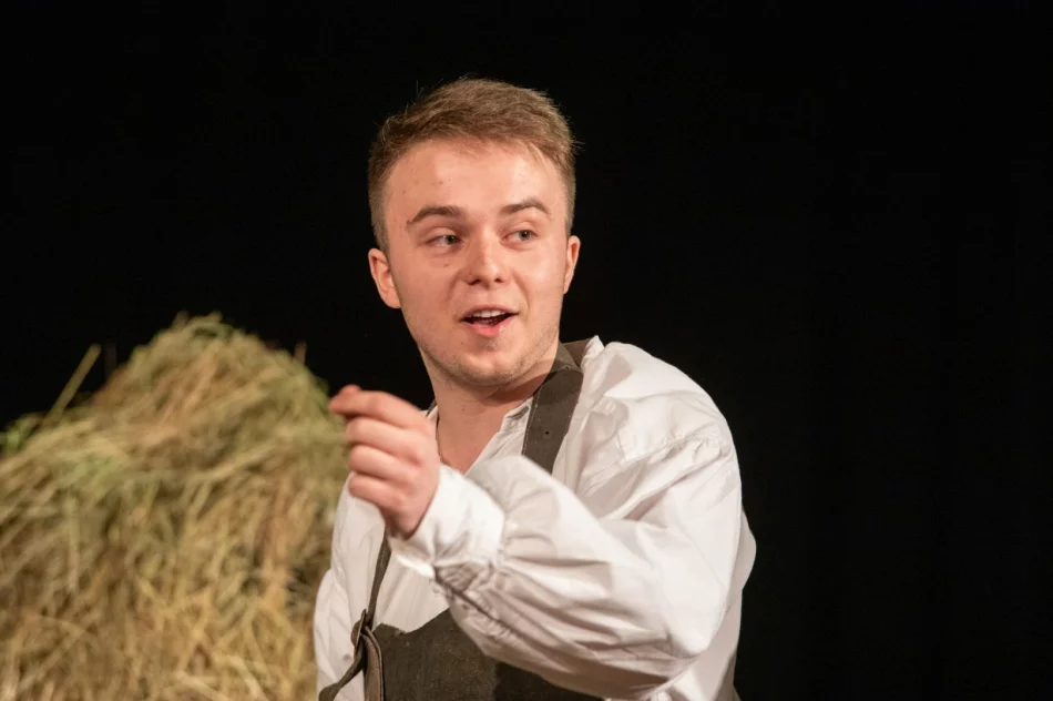 8.Posiady Teatralne na Orawie - II miejsce dla Zespołu "Spod Kicek" - zdjęcie 7