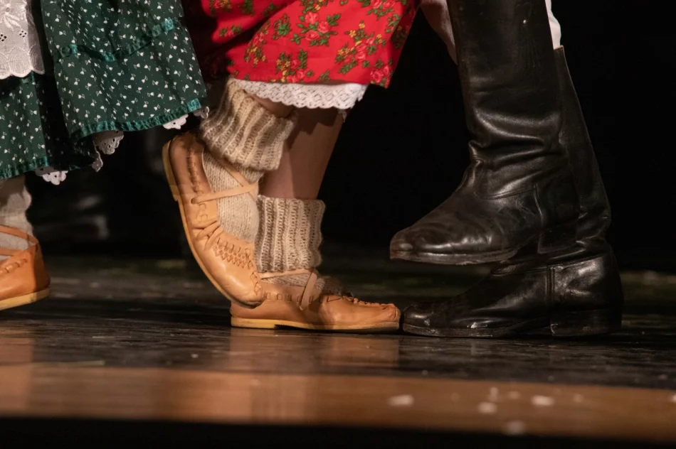 8.Posiady Teatralne na Orawie - II miejsce dla Zespołu "Spod Kicek" - zdjęcie 10