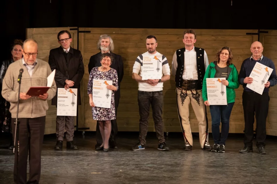 8.Posiady Teatralne na Orawie - II miejsce dla Zespołu "Spod Kicek" - zdjęcie 11