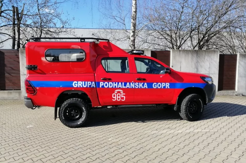 Górska karetka dla GOPR gotowa - zdjęcie 4