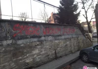 Pojawił się kolejny wrogi napis na murze - zdjęcie główne