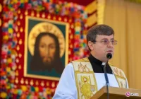 Bazylika będzie mieć Bramę Miłosierdzia - zdjęcie główne