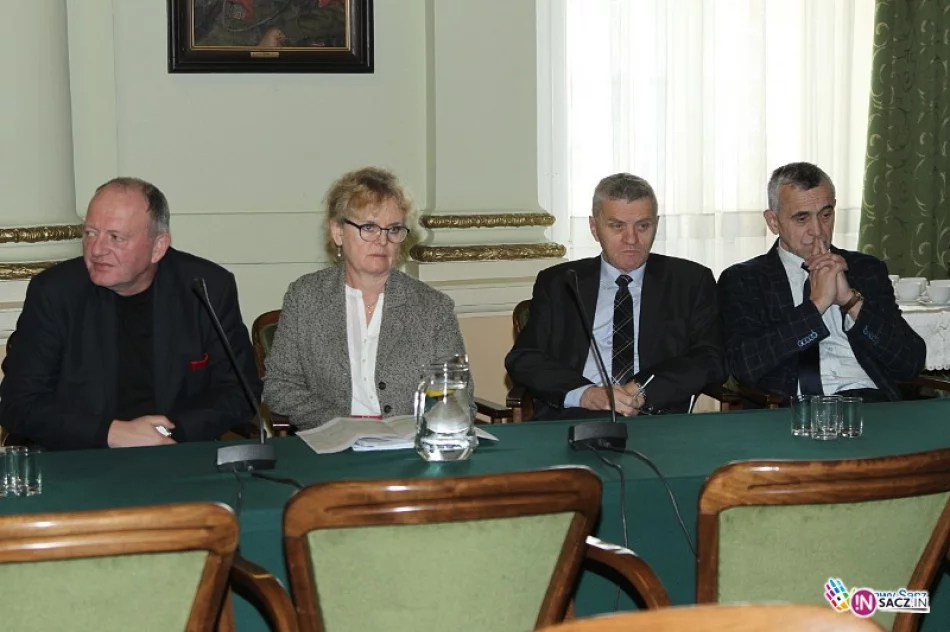 Dyskutowali o problemach komunikacyjnych Sądecczyzny - zdjęcie 2