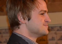 SAS ostrzega: wychodzenie z domu szkodzi - zdjęcie główne