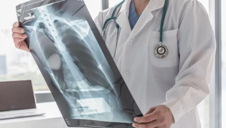 Pulmonolog: liczba przypadków raka płuc w Polsce nie maleje; winne są nowe wyroby nikotynowe - zdjęcie 1