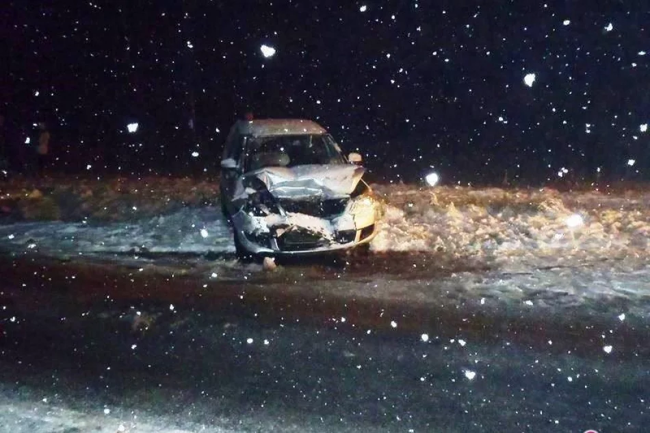 Zderzenie samochodów w Kadczy - zdjęcie 2