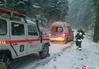 Podejrzenie podtrucia tlenkiem węgla. Trudna akcja ratowników i strażaków - zdjęcie główne