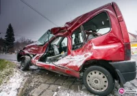 W wypadku zginął 55-latek. Policja podaje wstępne przyczyny tragedii - zdjęcie główne