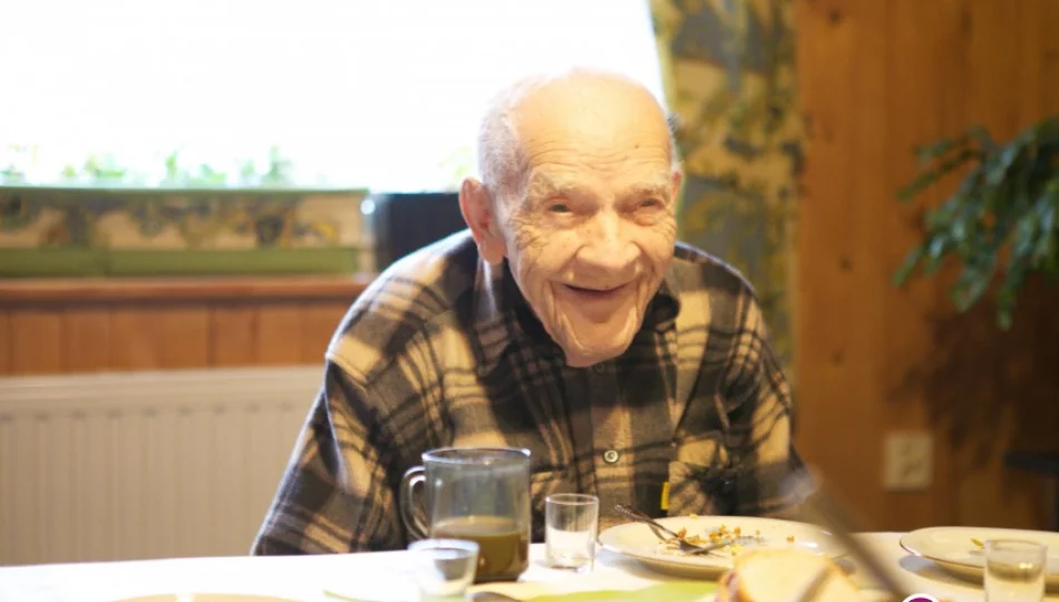 108-latek rzucił palenie po... 95 latach (wideo) - zdjęcie 1