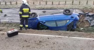 Dachowanie po zderzeniu dwóch aut - zdjęcie 5