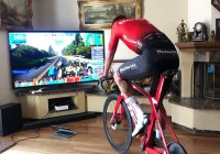 Mogą trenować przed telewizorem - zdjęcie główne