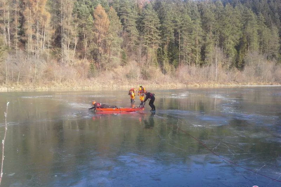 Ratownictwo na lodzie - przygotowania do sezonu zimowego - zdjęcie 3