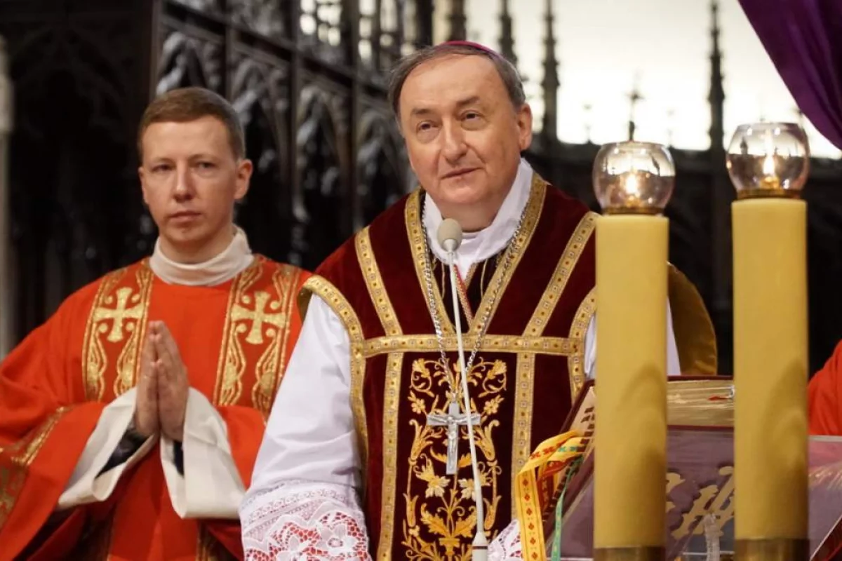 Zarządzenie Biskupa Tarnowskiego w sprawie celebracji nabożeństw