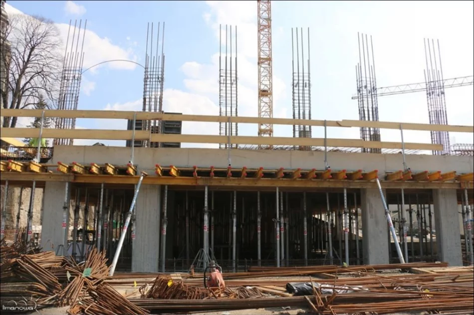 Parking będzie wybudowany wcześniej, niż zakładano - zdjęcie 8